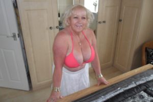 Photo et rdv sexe porno avec épouse infidèle du 69